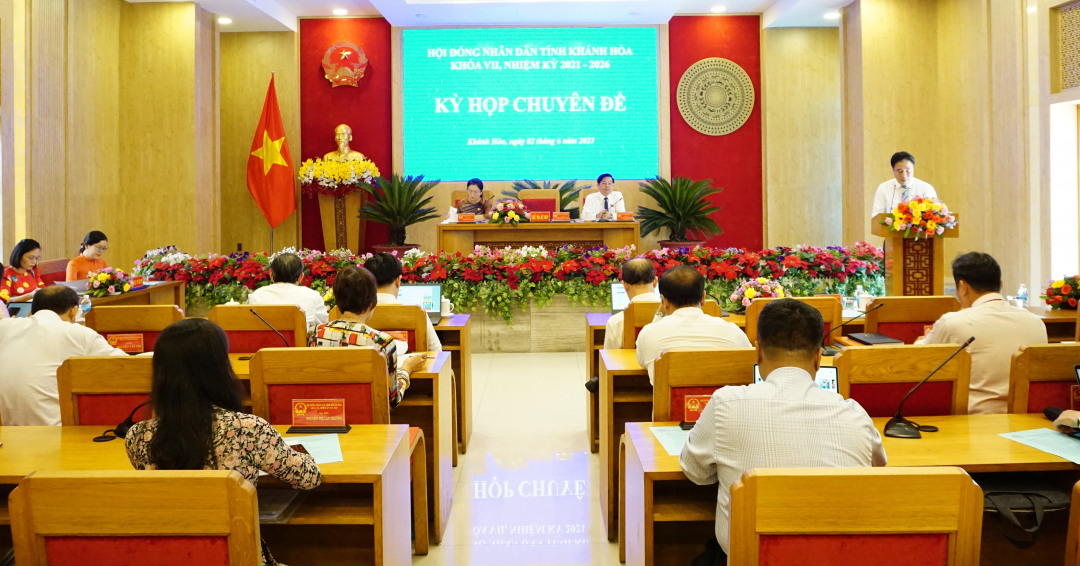 Tiếp tục đổi mới phương thức lãnh đạo, cầm quyền của Đảng đối với hệ thống chính trị trong giai đoạn mới trên địa bàn tỉnh Khánh Hòa